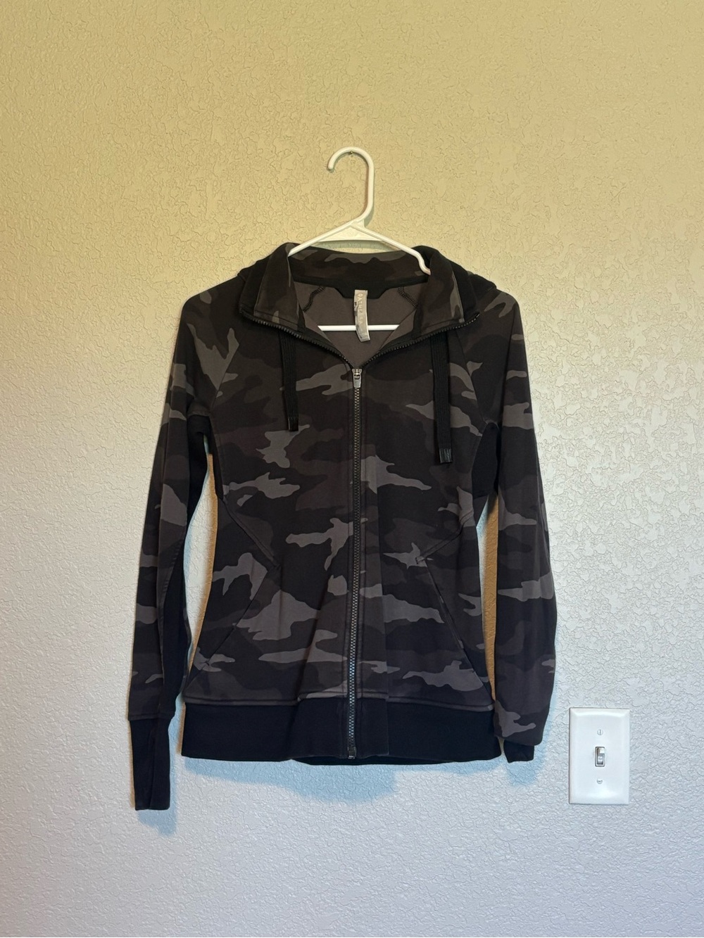 Athleta Black & Gray Camo Full-Zip Hoodie Jacket